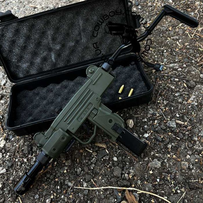 Зажигалка пистолет-автомат "Uzi" на подарок мужчине (черный,олива)