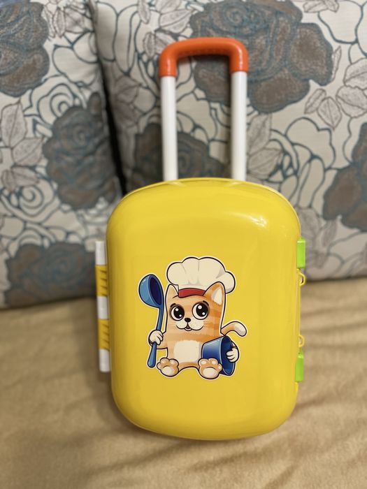 Кухні з набаром посуду іграшковий набір