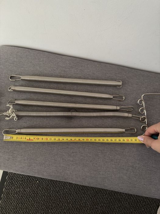 Eksabder metalowy do cwiczeń, sprężyna