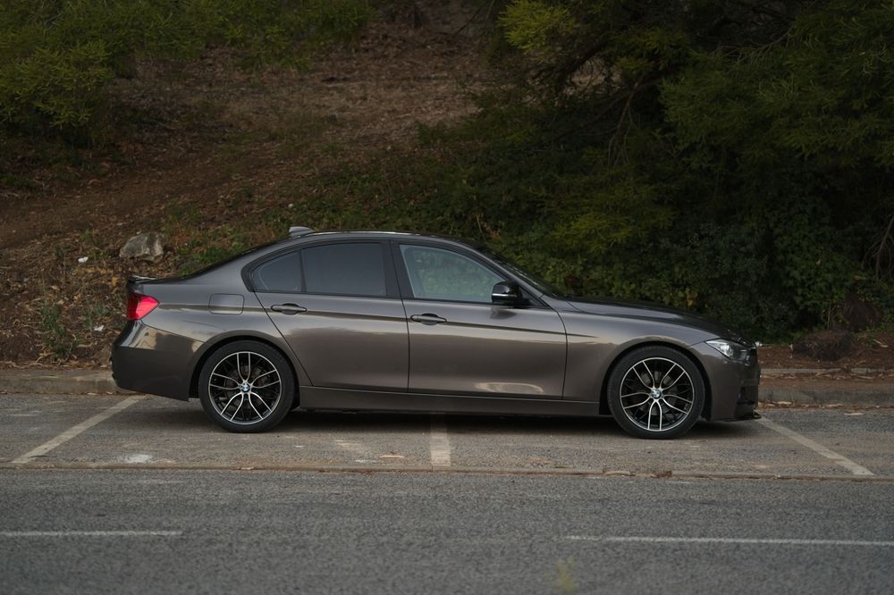 BMW 320d Pack M (F30) — 2014 — Caixa Automática