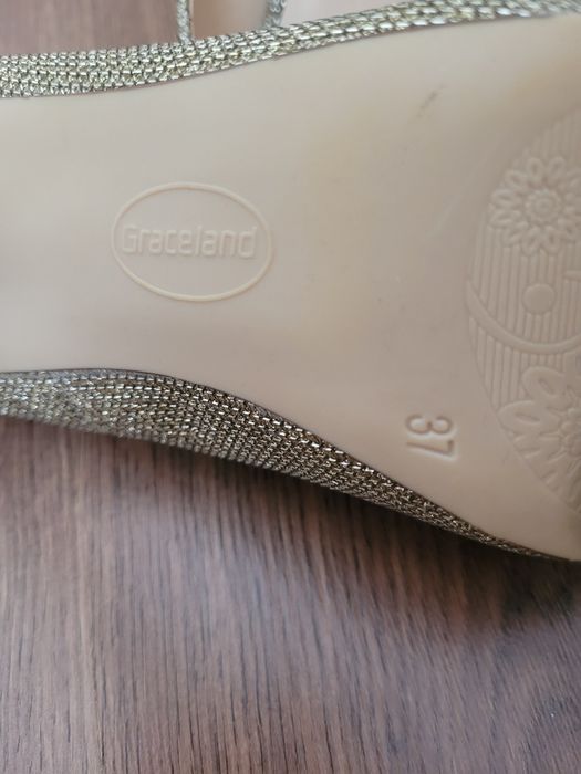 Туфлі святкові жіночі