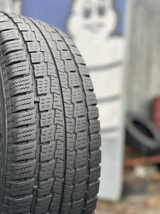 Шина Зимова 1шт 215/70 R15C Hankook RW06