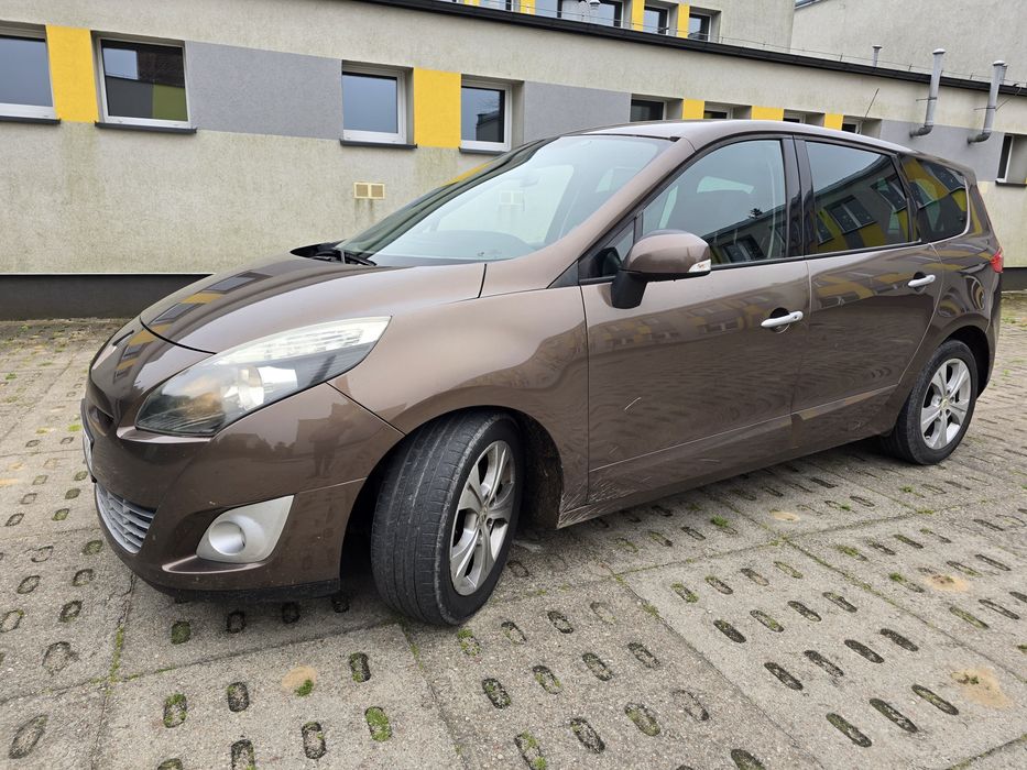 Scenic 3 1.9 dci bez wkładu 7 osobowy