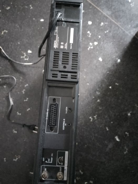 Cinema Paraiso-Leitor Sony VHS+Cabos Liga10E- Outro-7Eou2-15E Desde 2E