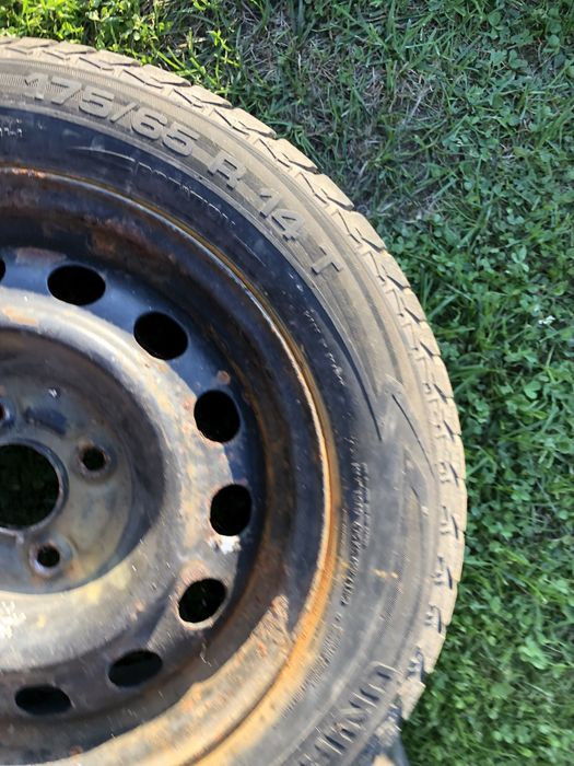 Koła 14 175/65 Uniroyal zima, stalówki