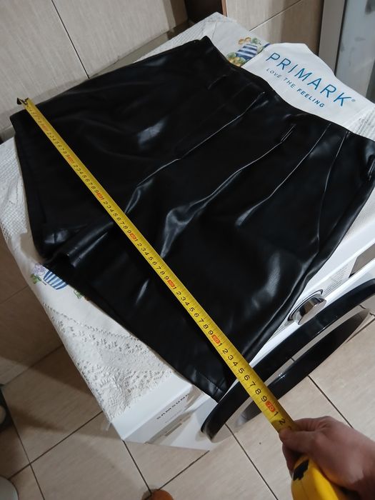 Шорти з високою посадкою від бренду Primark. Великого розміру.