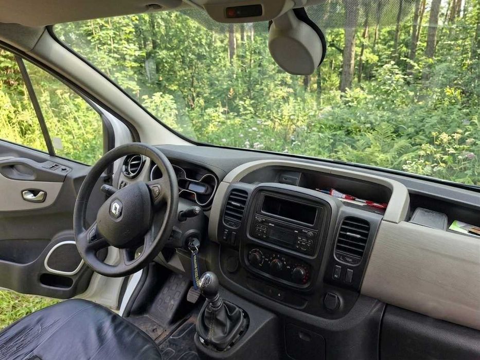 Renault Trafic, pierwszy właściciel, OC ważne do: 17.04.2027r.