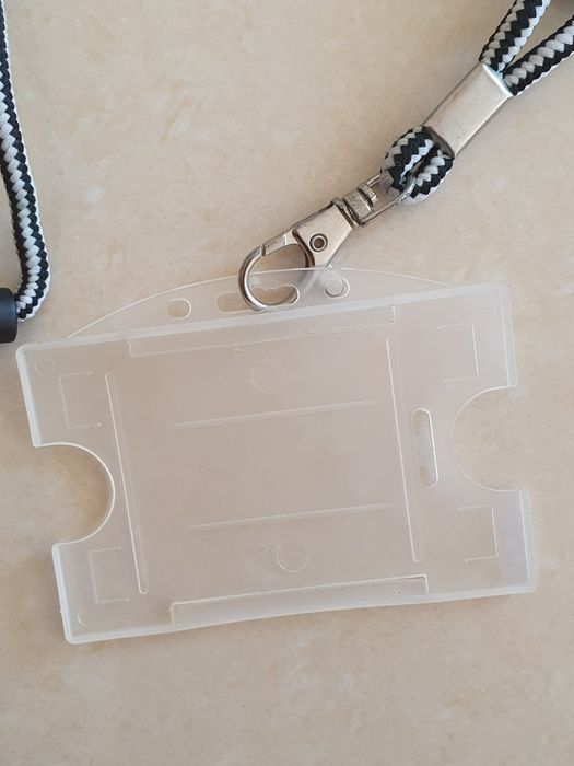 Porta cartão com fita Mercedes