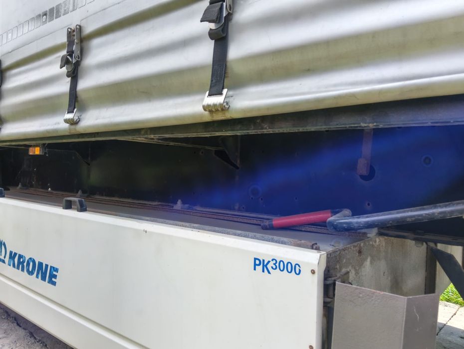 Напівпричіп Krone profi liner 2015