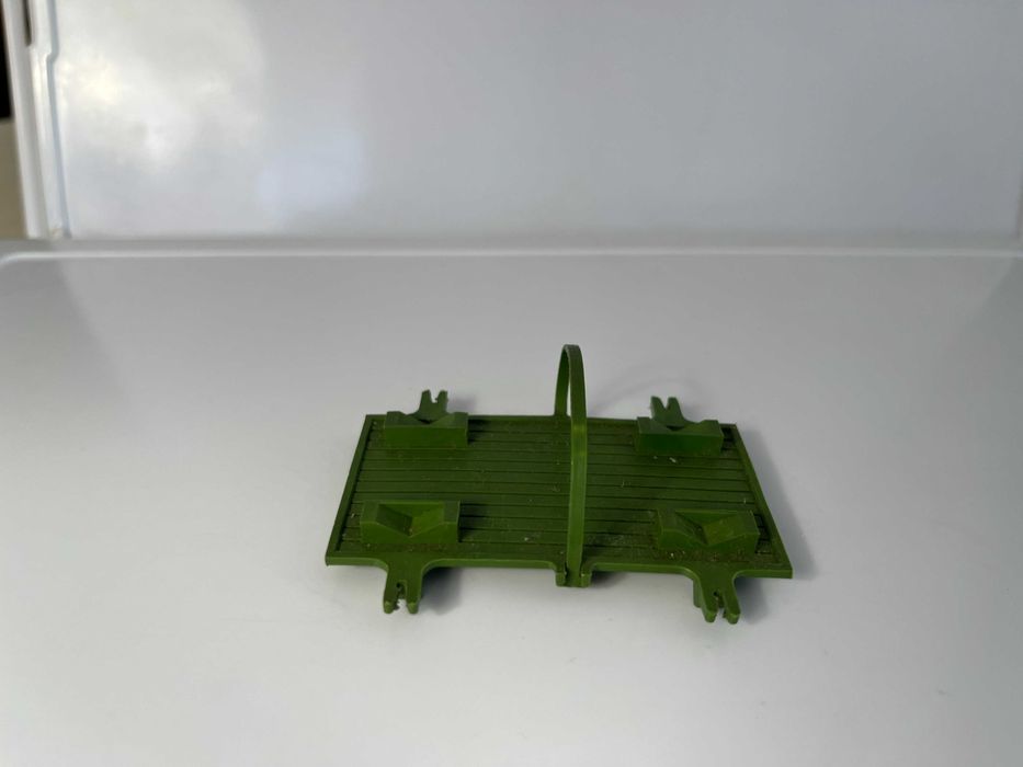 Dinky Toys - plataforma para Austin Para Moke  - só com a cinta central - esc.aprox.1/43
