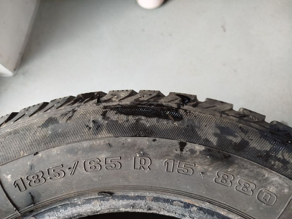 Sprzedam opony zimowe biezniki