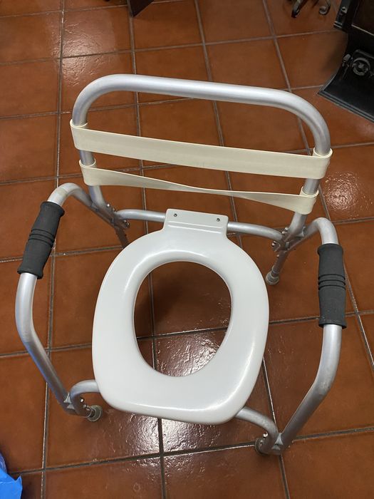 Cadeira sanitária alumínio