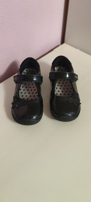Туфлі лакові M&S 27pозмір 9