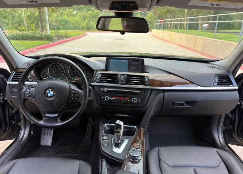 2015 BMW 3 Series 320i