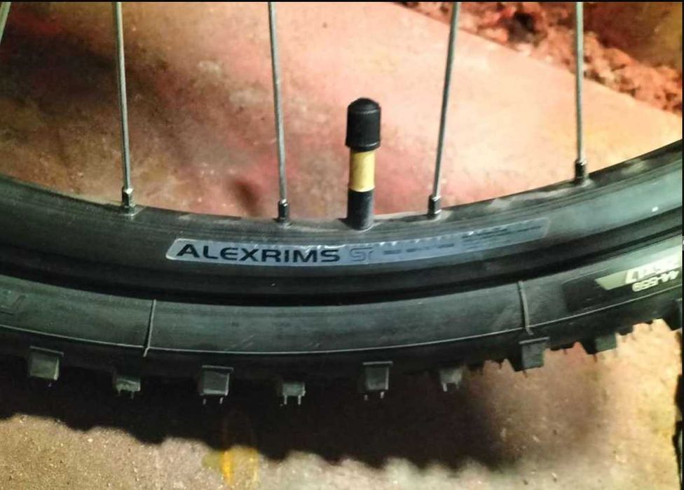 koła 26 cali obręcze Alexrims piasty shimano nowe opony Geax