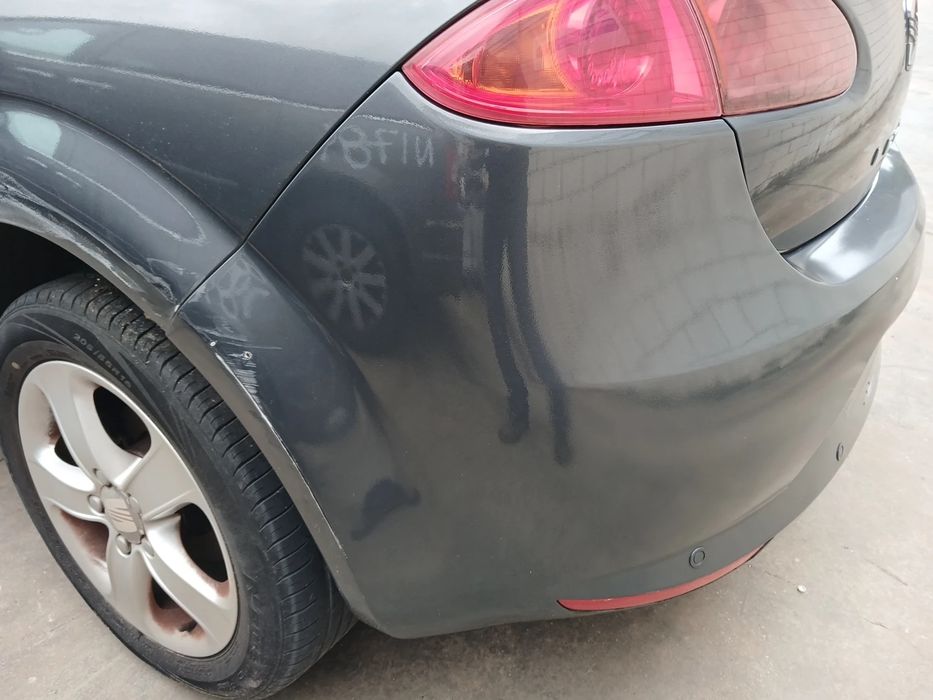 Pára-choques trás SEAT Leon (1P1)