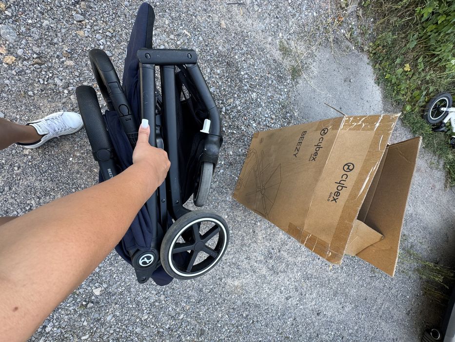 Коляска cybex beezy