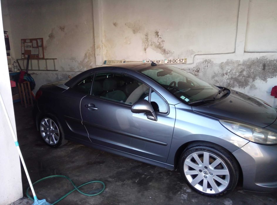 Peugeot 207cc 1.6Hdi