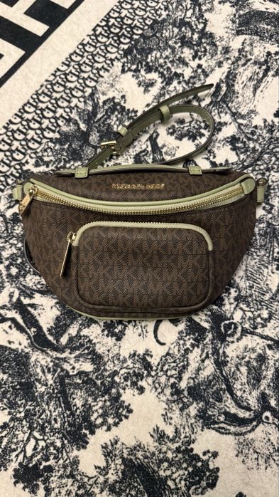 Бананка michael Kors