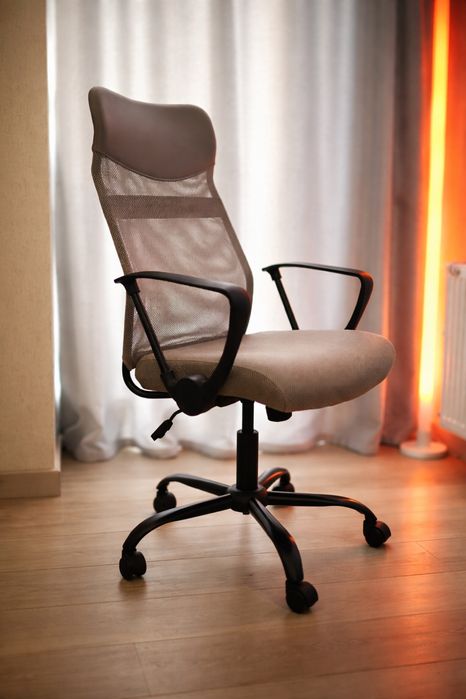 Крісло офісне Jysk Billum сіре - відмінний стан