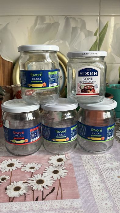 Банка 0,5 скляна, з кришкою, з закруткою