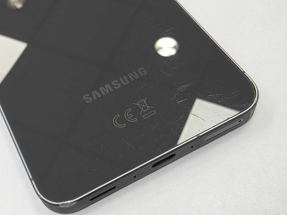 Samsung Galaxy A56 Dual SIM/ 8GB/ 128GB/ Awesome Graphite/ Grade C / technicznie OK/ gw od 10.09.2025