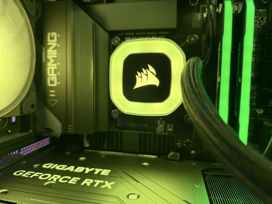 Chłodzenie wodne CORSAIR iCUE H100 RGB