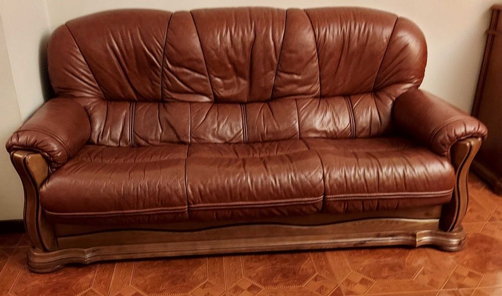 Sofas em pele como novos