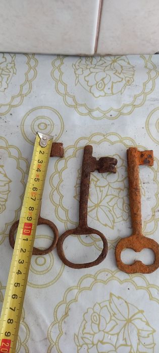 Chaves antigas em ferro