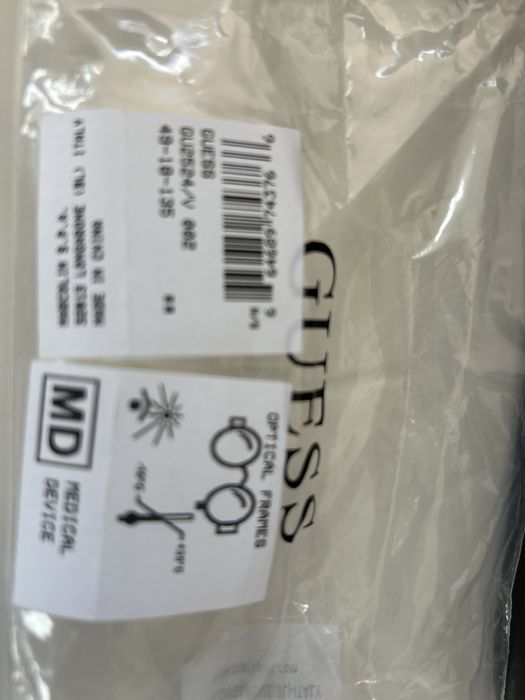 Oculos Guess ver ao perto