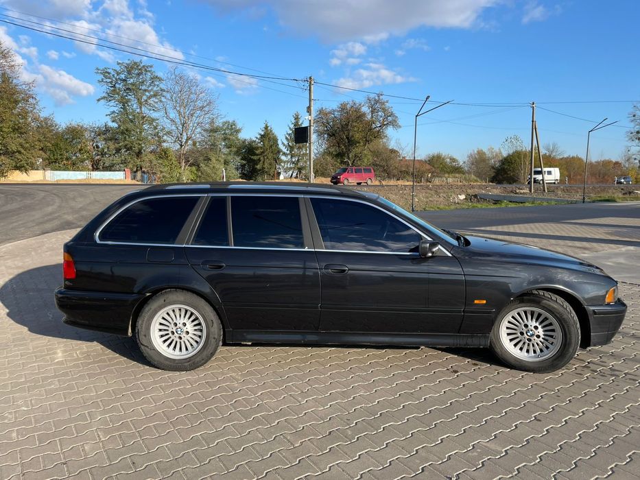 BMW 525 e39 2001 БМВ Е39 2.5 М57