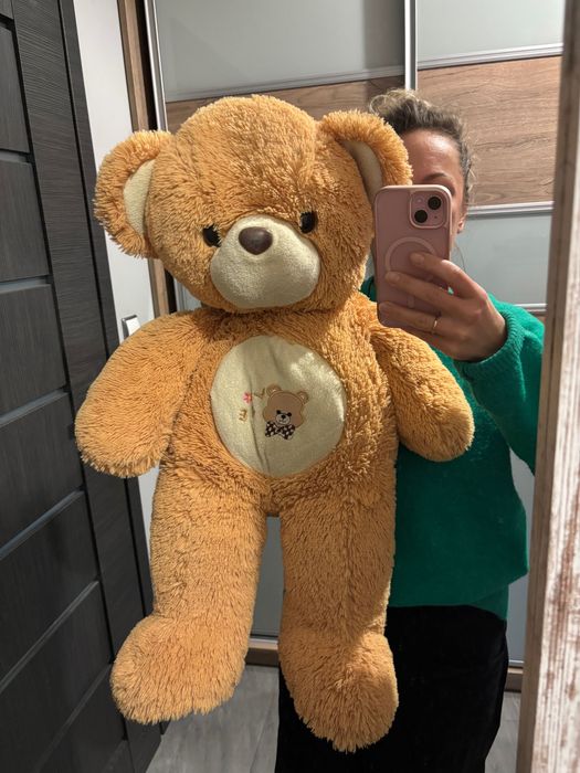 Duży piękny miś pluszowy