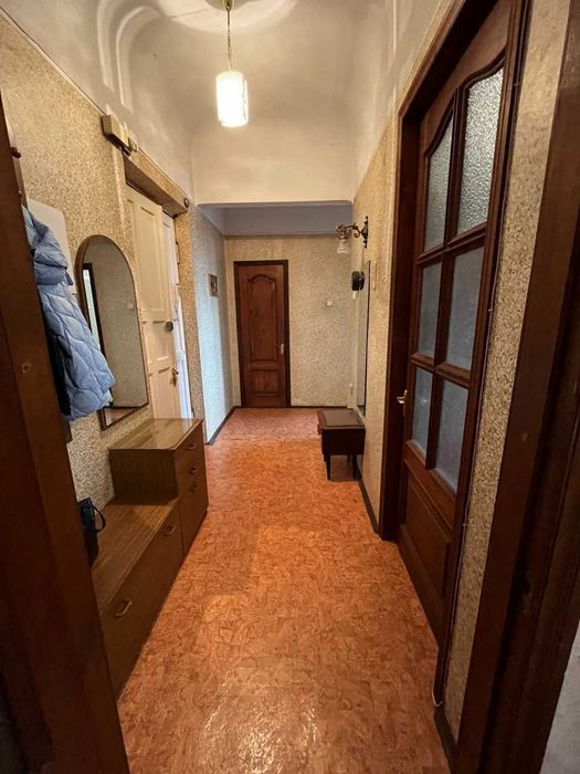 Продаж квартири у преміум центрі. Майдан Павлівський 2, сквер Стрілка