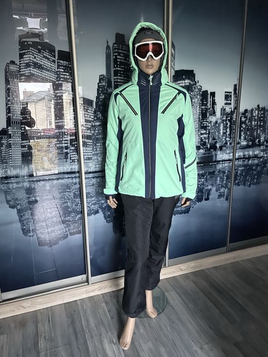Круті лижні костюми різних розмірів