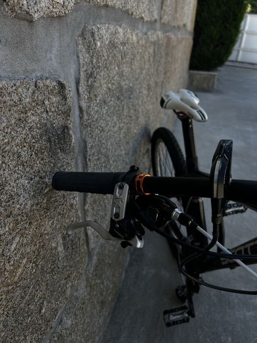 bicicleta Scott Scale 30 Carbono