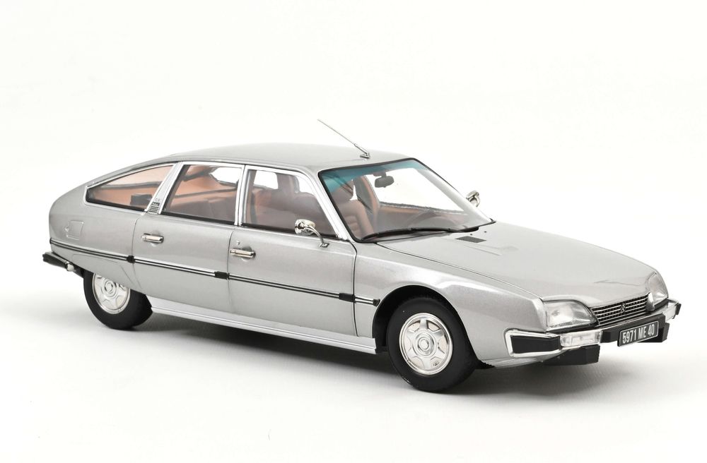 Norev Citroen CX 2200 Pallas 1976 1/18