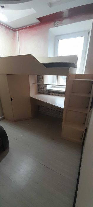 Кровать "чердак". Самовивоз.