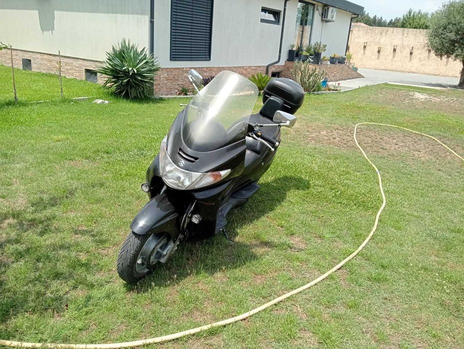 Suzuki Burgman 250