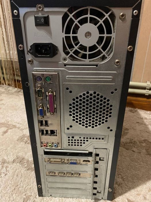 Комп'ютер робочий