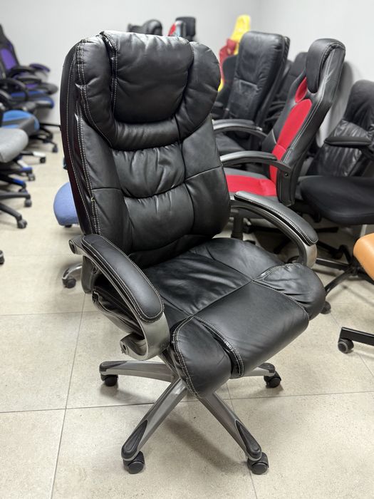 Крісло офісне з Європи