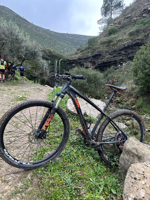 Bicicleta BTT KTM Myroon Prestige – Full Shimano XT – Roda 29”