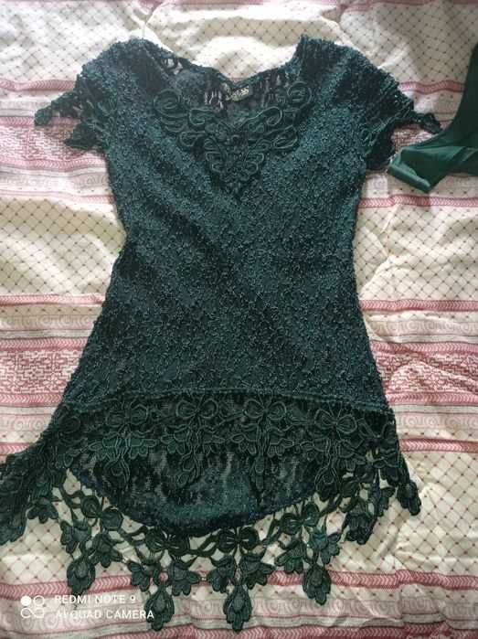 Vestido de ocasião especial somente usado uma vez.