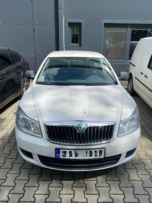 Skoda Octavia 1,6 biała