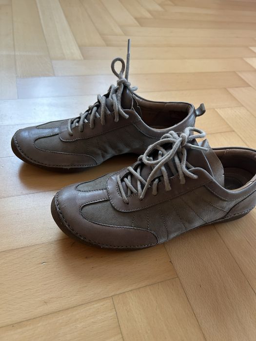 Półbuty Clarks szare 37, skórzane