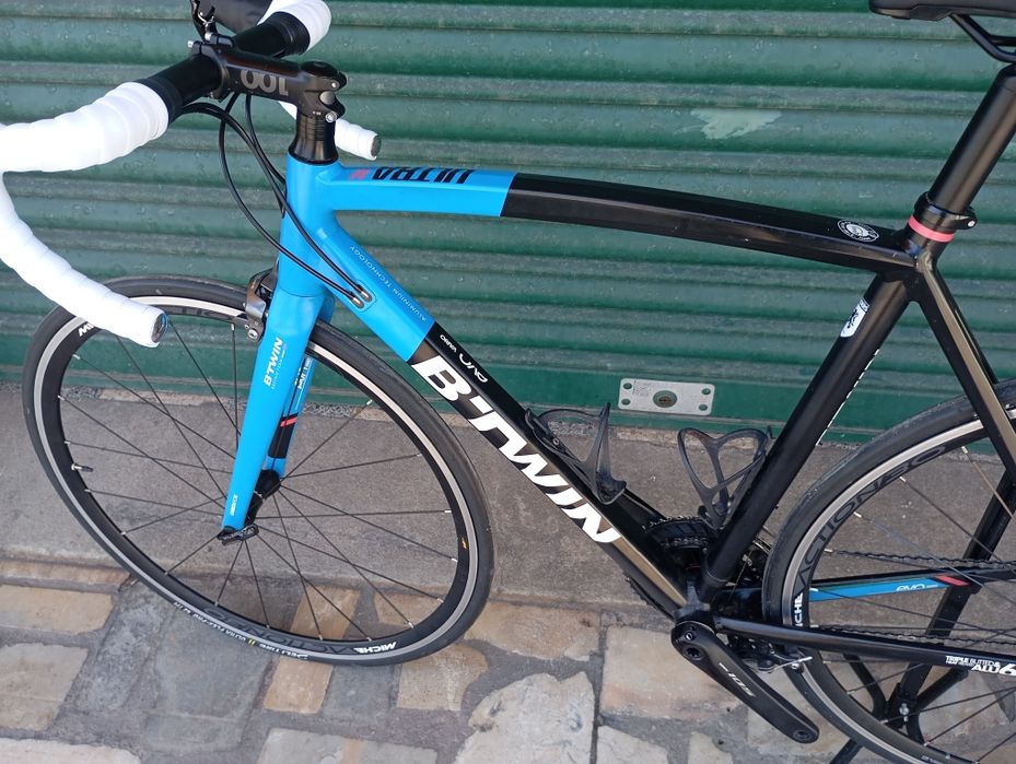 Bicicleta estrada btwin ultra af