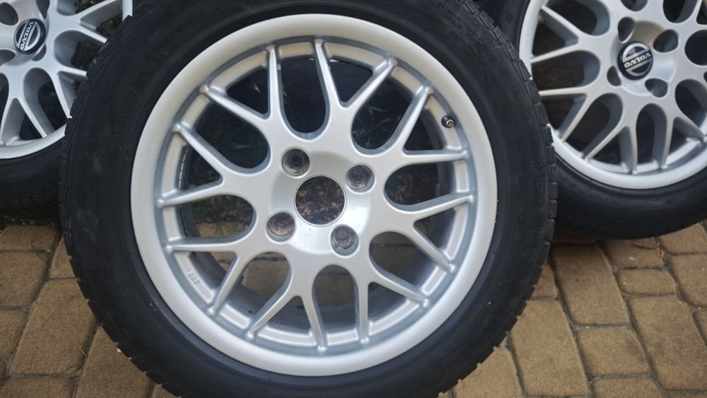 Felgi z oponami R16