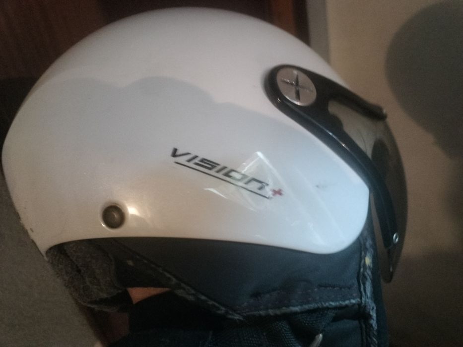 Capacete e casaco motard