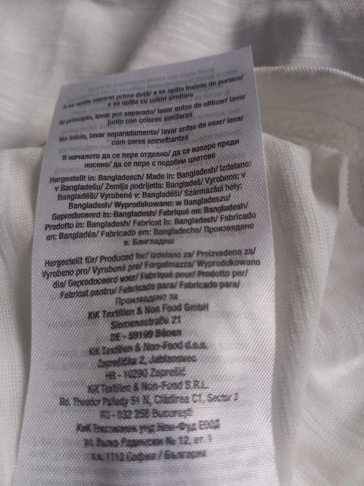 Biala bluzeczka damska