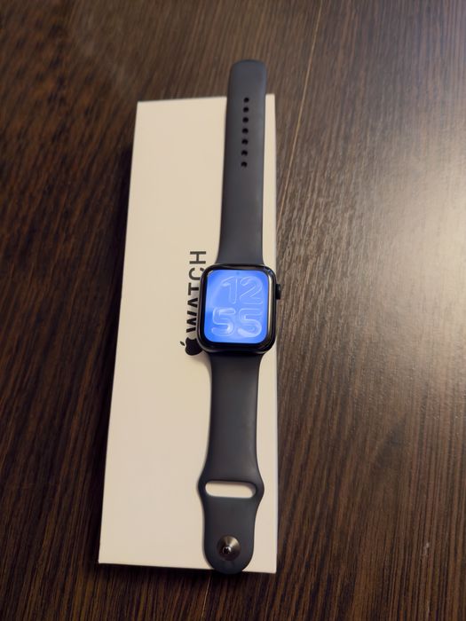 Apple Watch SE (Gen 2) 44mm Midnight