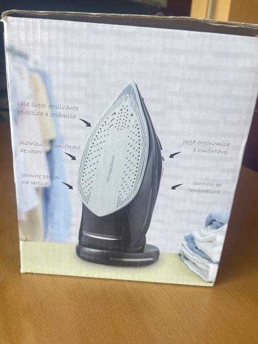 Ferro de Engomar Sem Fios 2600W